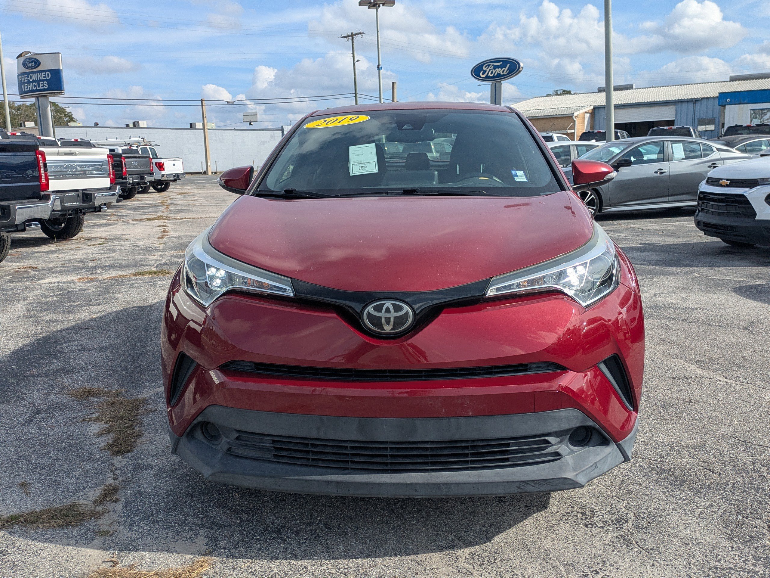 Used 2019 Toyota C-HR LE image 9