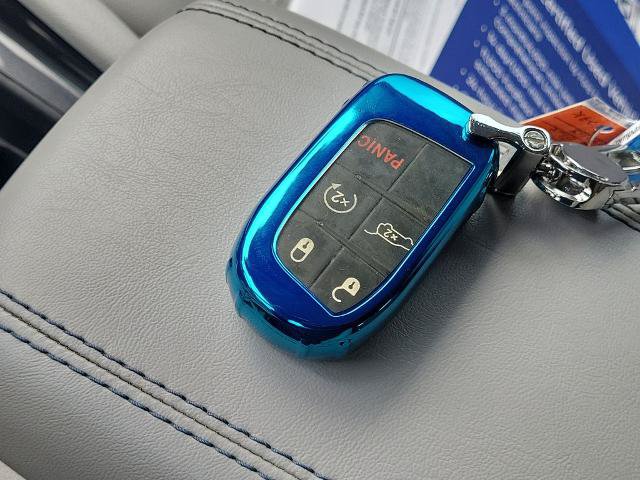 Used 2022 Jeep Compass Latitude w/ Convenience Group FWD image 32