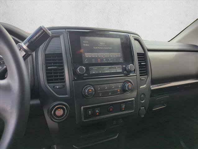 Used 2024 Nissan Titan SV image 13