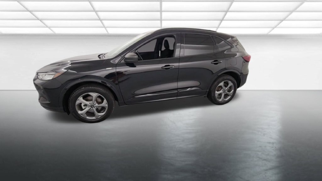 Certified 2024 Ford Escape ST-Line w/ Tech Pack #1 AWD/4WD image 4