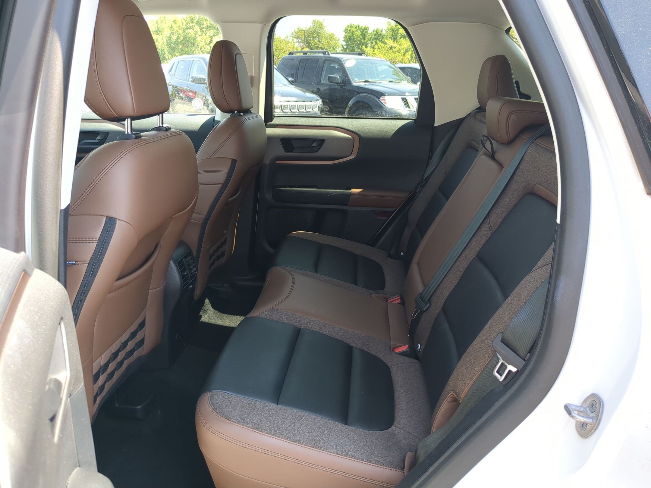 Certified 2025 Ford Bronco Sport Outer Banks AWD/4WD image 29