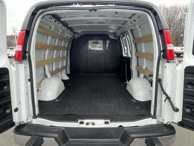 Used 2024 Chevrolet Express 2500 Work Van w/ Driver Convenience Package image 16
