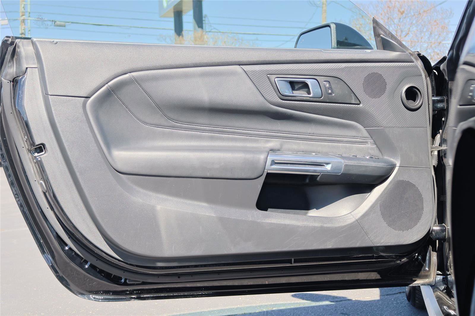 Certified 2025 Ford Mustang Premium RWD image 10