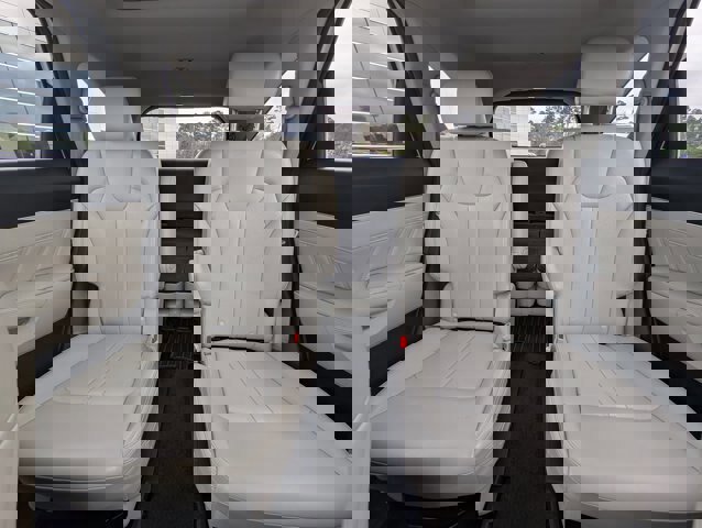 Used 2023 Kia Sorento SX image 23