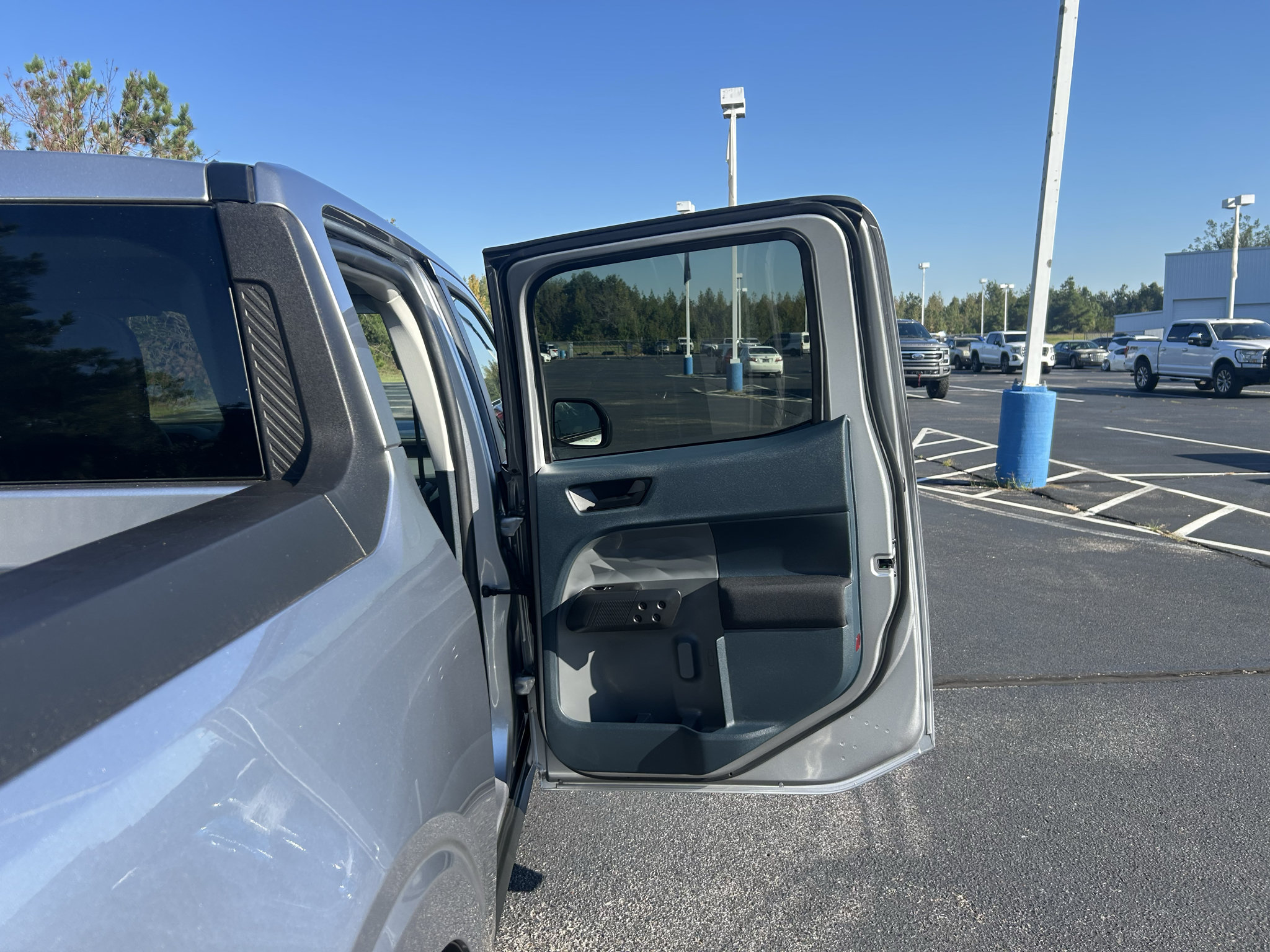 Certified 2022 Ford Maverick XL FWD image 22