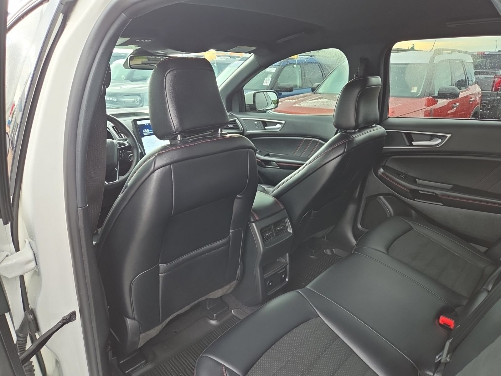 Certified 2024 Ford Edge ST-Line AWD/4WD image 44