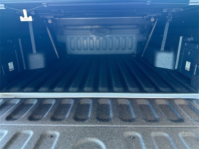 Certified 2025 Ford Maverick XLT image 25