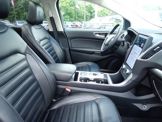 Certified 2023 Ford Edge SEL w/ Convenience Package AWD/4WD image 10
