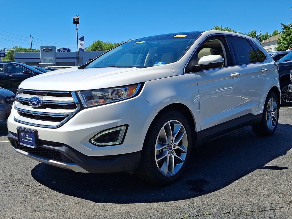 Certified 2018 Ford Edge Titanium w/ Equipment Group 301A AWD/4WD image 3