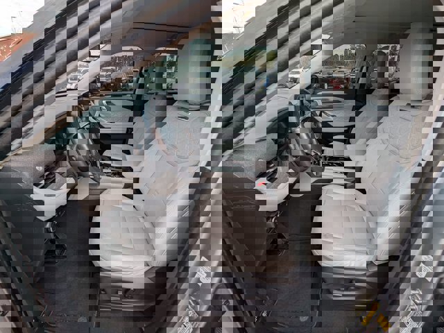 Certified 2025 Ford Explorer Platinum w/ Ultimate Package image 17