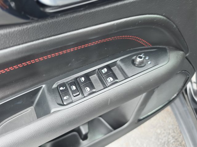 Used 2025 Jeep Compass Trailhawk AWD/4WD image 20