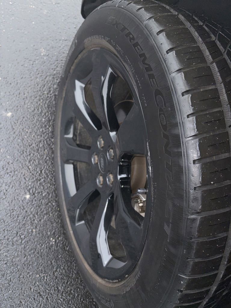 Certified 2021 Ford Explorer ST w/ Equipment Group 401A image 19