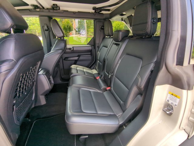 Certified 2025 Ford Bronco Badlands AWD/4WD image 30
