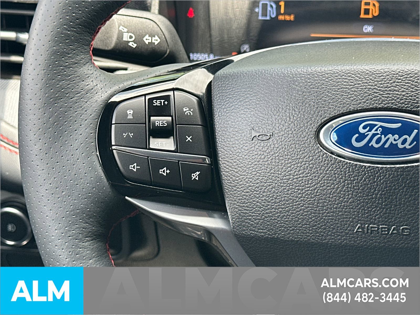 Certified 2026 Ford Explorer Platinum w/ LUX Leather Package AWD/4WD image 29