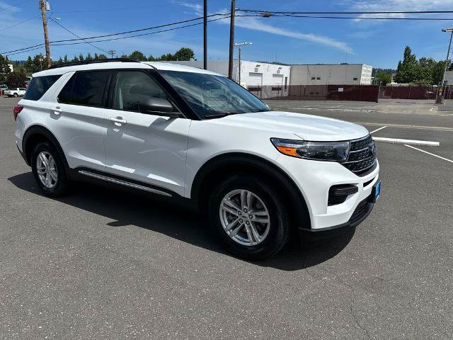 Certified 2020 Ford Explorer XLT w/ Comfort Package AWD/4WD image 9