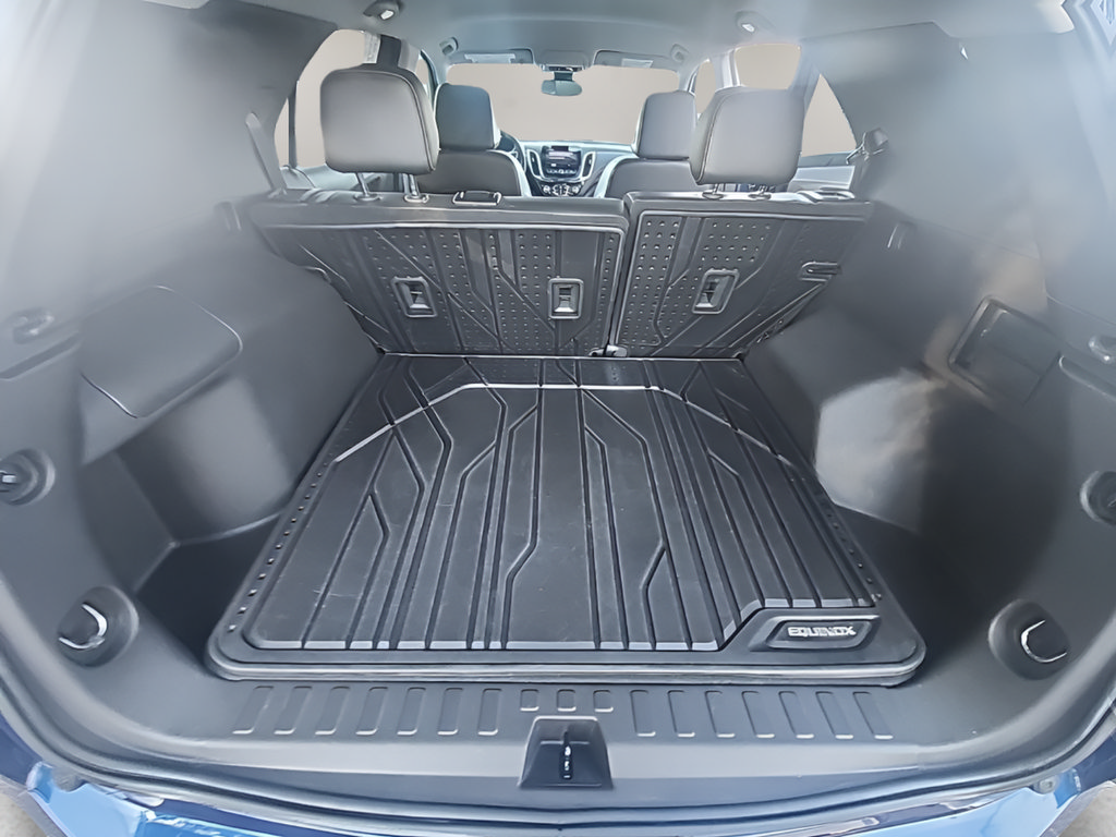 Used 2022 Chevrolet Equinox Premier AWD/4WD image 10