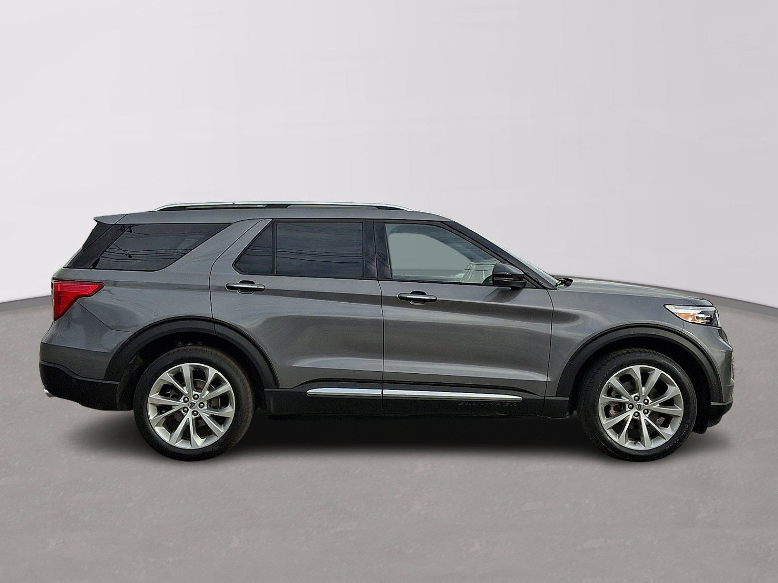 Certified 2021 Ford Explorer Platinum w/ Equipment Group 601A image 7