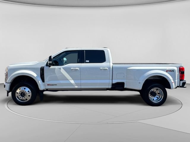 Certified 2026 Ford F450 Platinum w/ FX4 Off-Road Package AWD/4WD image 2