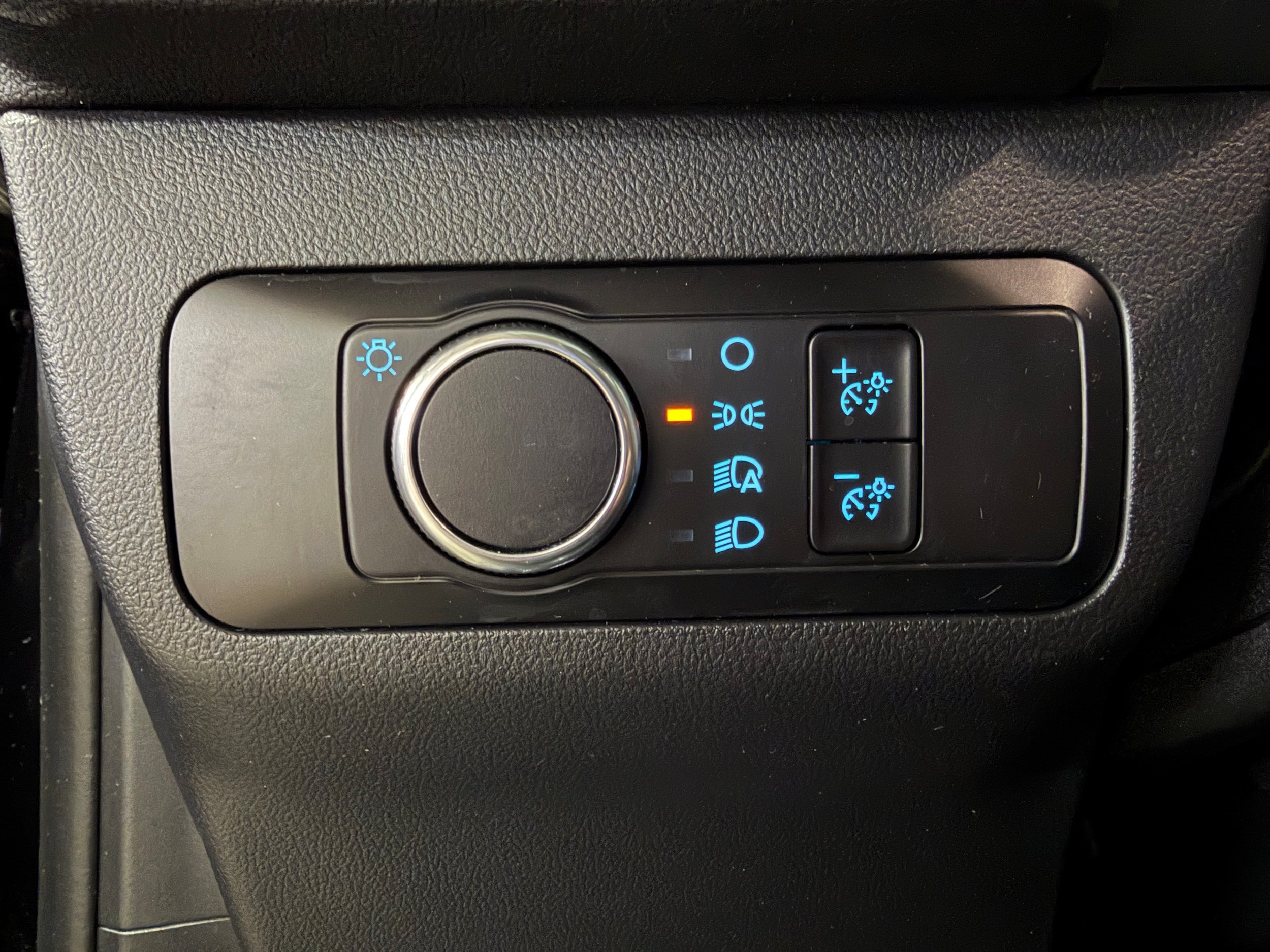 Certified 2025 Ford Escape Active AWD/4WD image 15