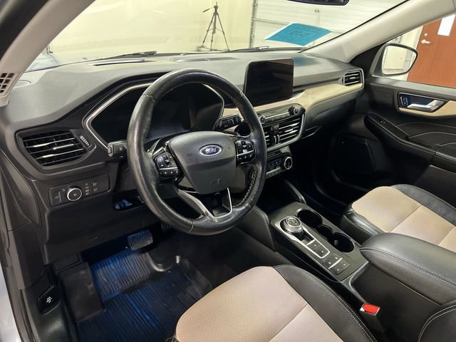 Certified 2022 Ford Escape Titanium w/ Titanium Elite Package AWD/4WD image 12