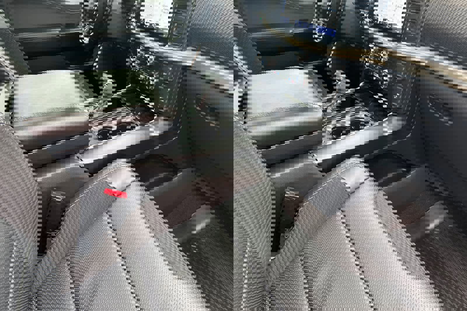 Certified 2022 Ford F150 Raptor w/ Equipment Group 801A High image 15