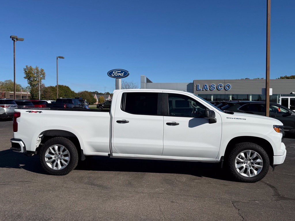 Used 2023 Chevrolet Silverado 1500 Custom AWD/4WD image 24
