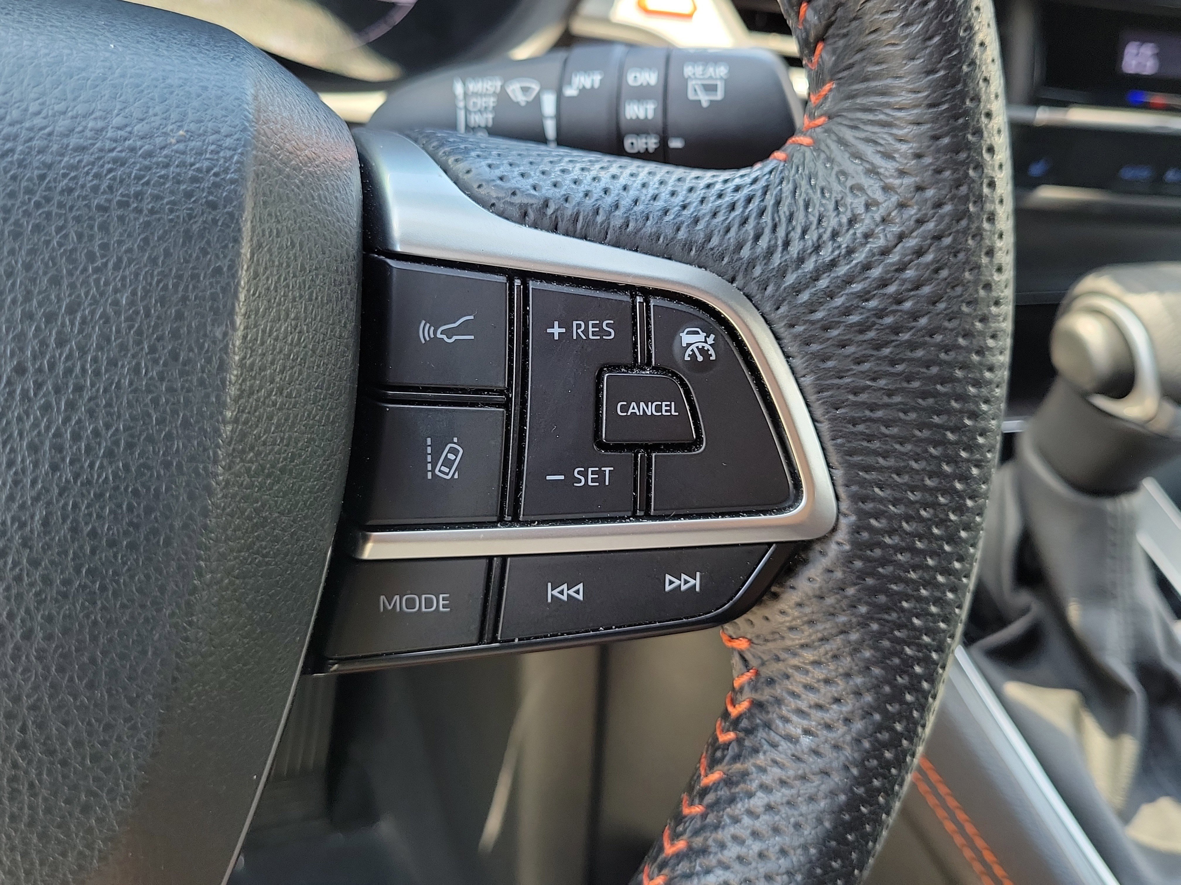 Used 2024 Toyota Sienna XSE w/ XSE Plus Package AWD/4WD image 24