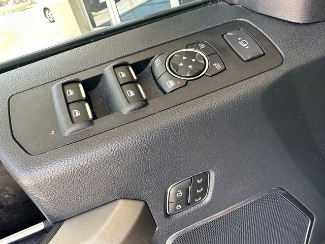 Certified 2022 Ford F250 Lariat w/ Black Appearance Package AWD/4WD image 26