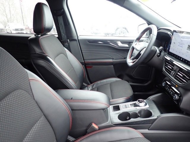 Certified 2024 Ford Escape ST-Line w/ Tech Pack #1 image 10