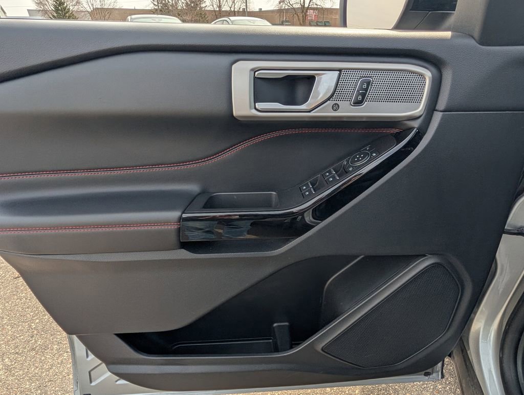 Certified 2023 Ford Explorer ST-Line w/ Class IV Trailer Tow Package image 20