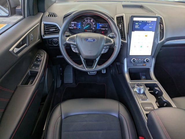 Certified 2024 Ford Edge ST-Line image 13