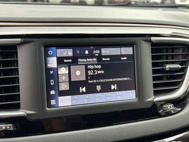 Used 2023 Chrysler Voyager LX image 23