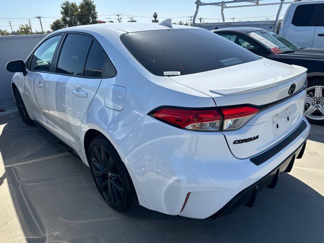 Used 2024 Toyota Corolla SE FWD image 2