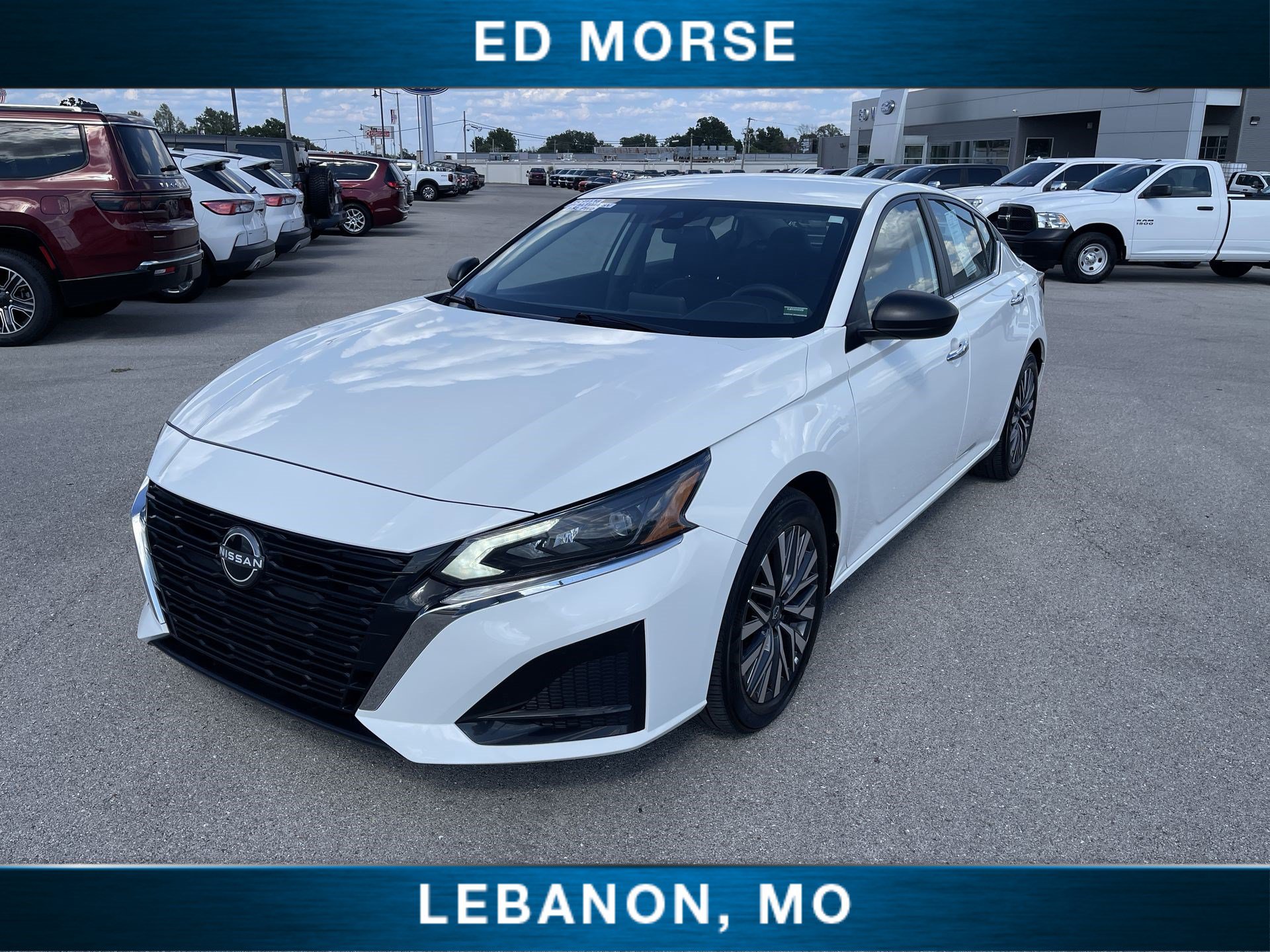 Used 2025 Nissan Altima 2.5 SV FWD image 1