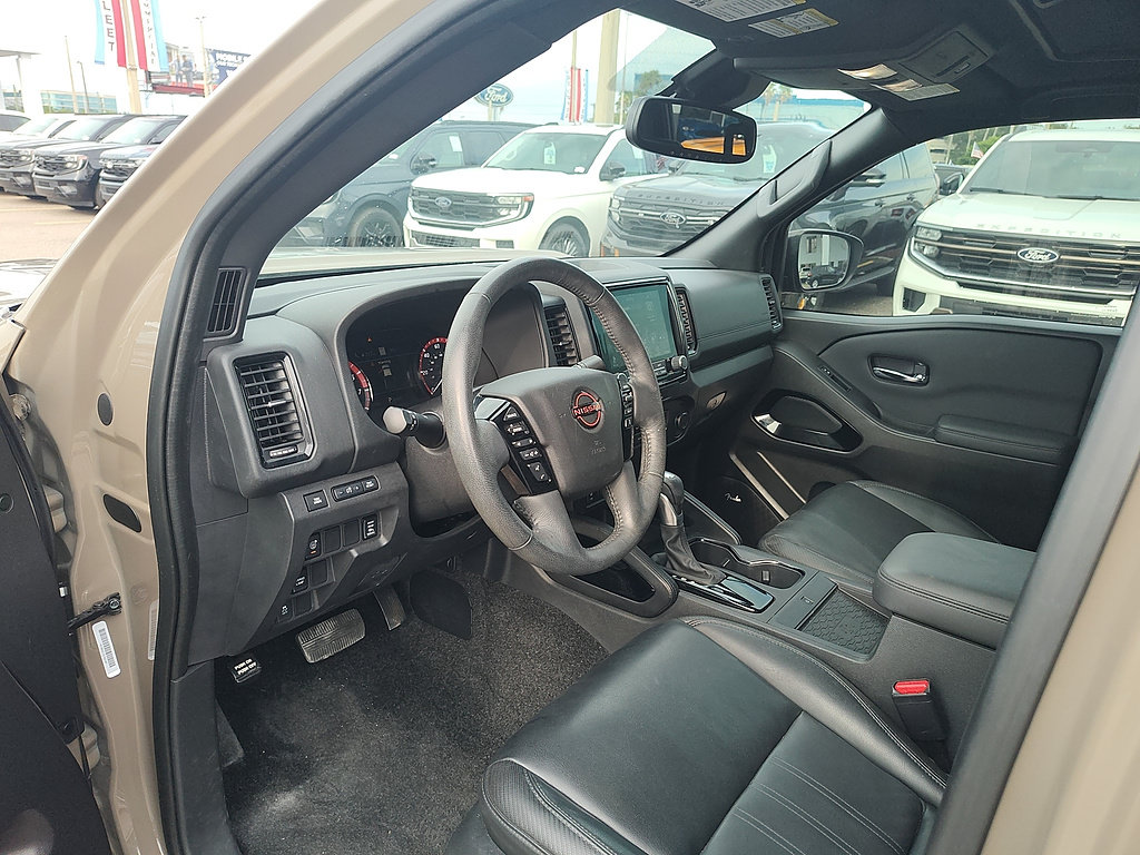 Used 2022 Nissan Frontier Pro-X w/ Pro-X Premium Package RWD image 12