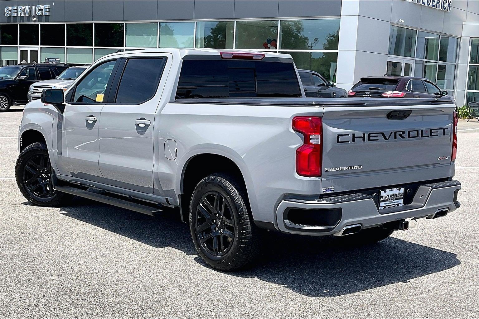 Used 2025 Chevrolet Silverado 1500 RST AWD/4WD image 11