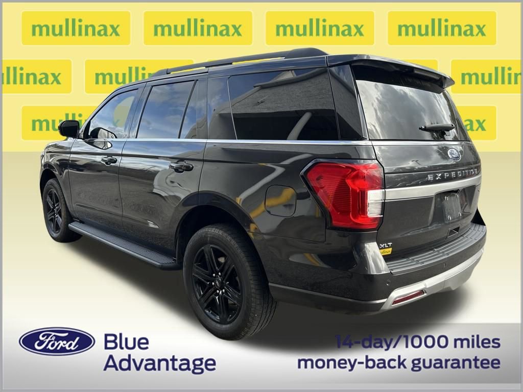 Certified 2024 Ford Expedition XLT image 3