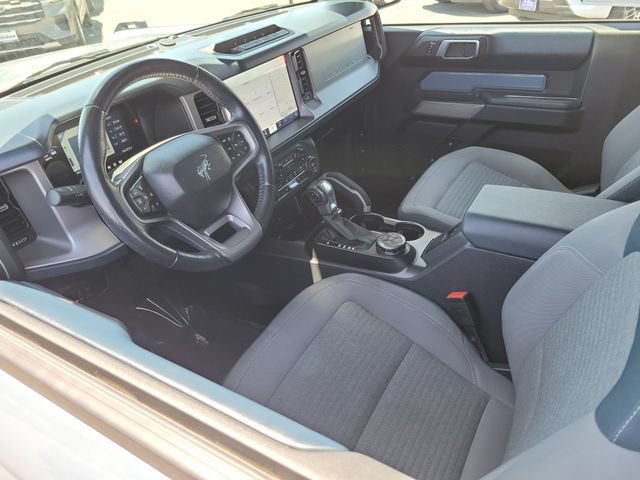 Certified 2023 Ford Bronco Outer Banks w/ Sasquatch Package AWD/4WD image 3