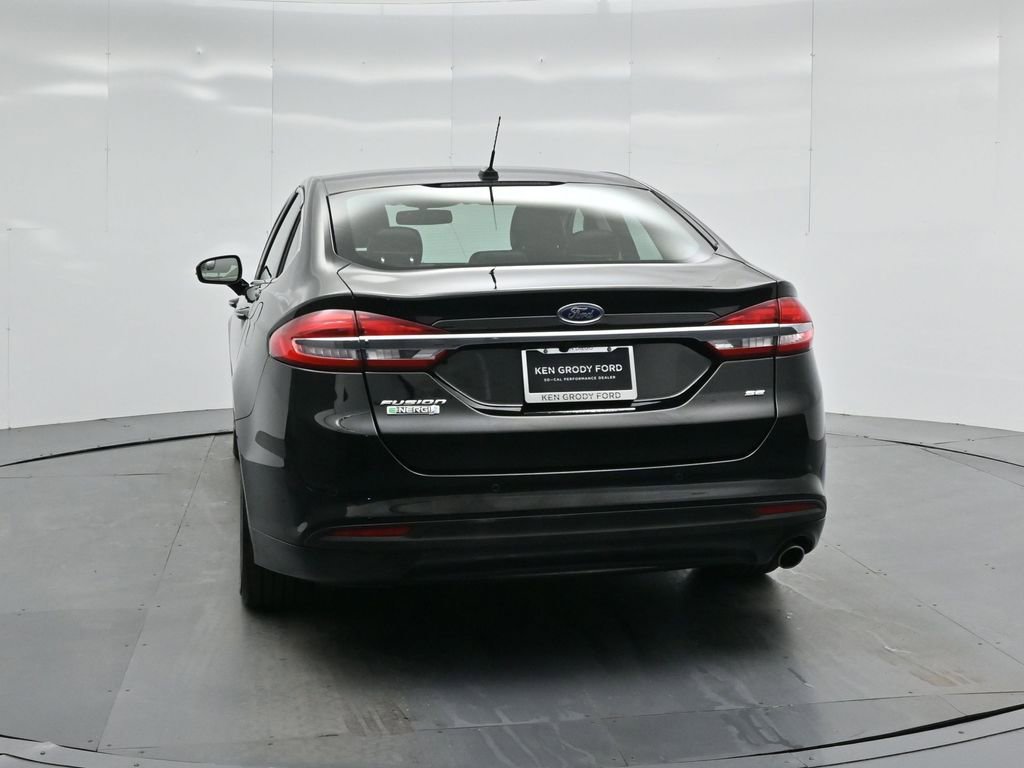 Certified 2017 Ford Fusion Energi SE image 32