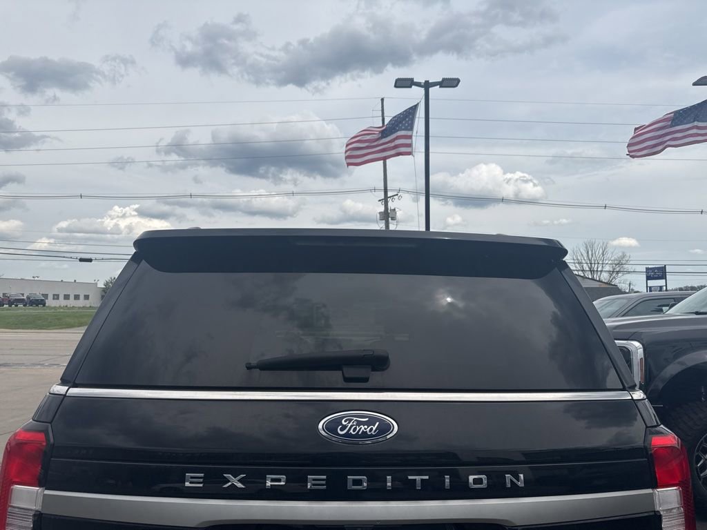 Certified 2023 Ford Expedition XLT AWD/4WD image 6