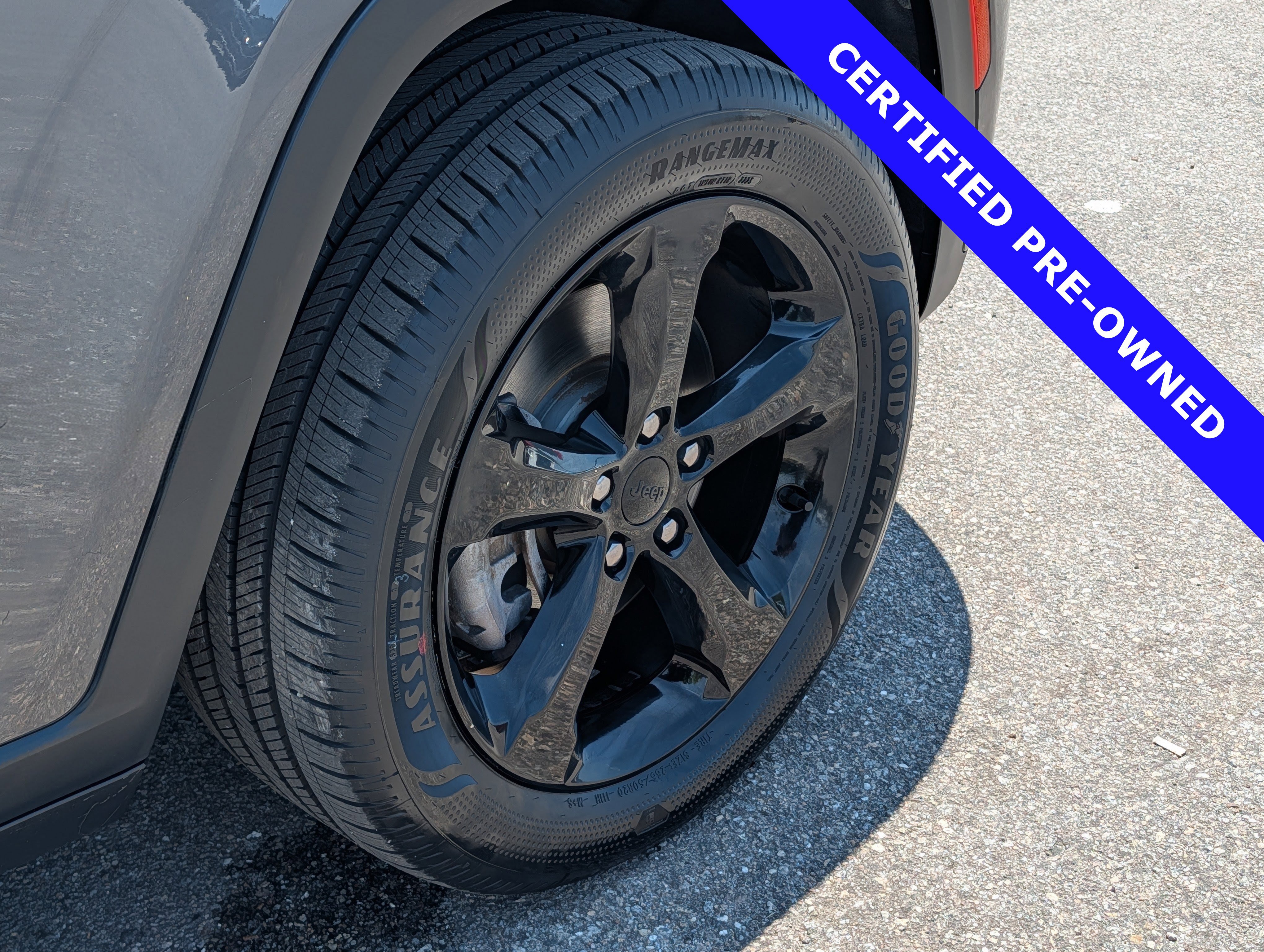 Used 2021 Jeep Grand Cherokee L Laredo AWD/4WD image 11