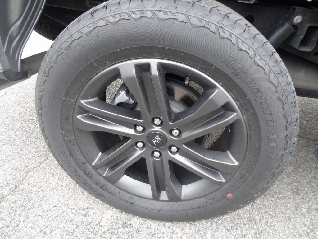 Certified 2022 Ford F150 XLT w/ Equipment Group 302A High image 12