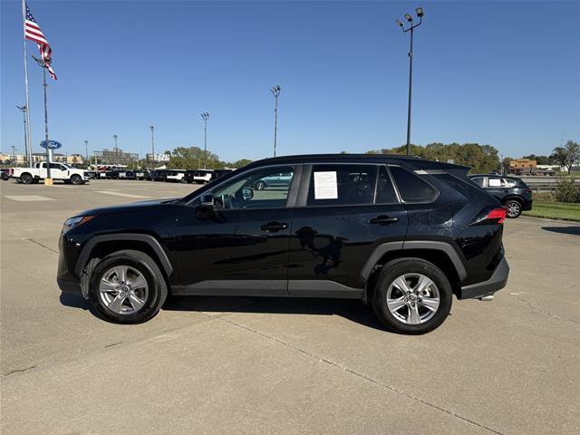Used 2025 Toyota RAV4 XLE FWD image 5