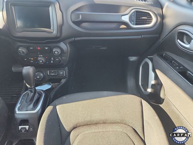 Used 2019 Jeep Renegade Latitude w/ Cold Weather Group image 10