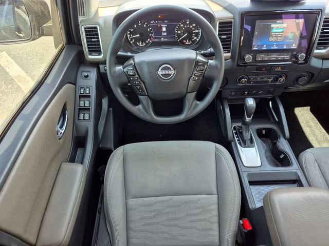 Used 2022 Nissan Frontier SV w/ Technology Package RWD image 28