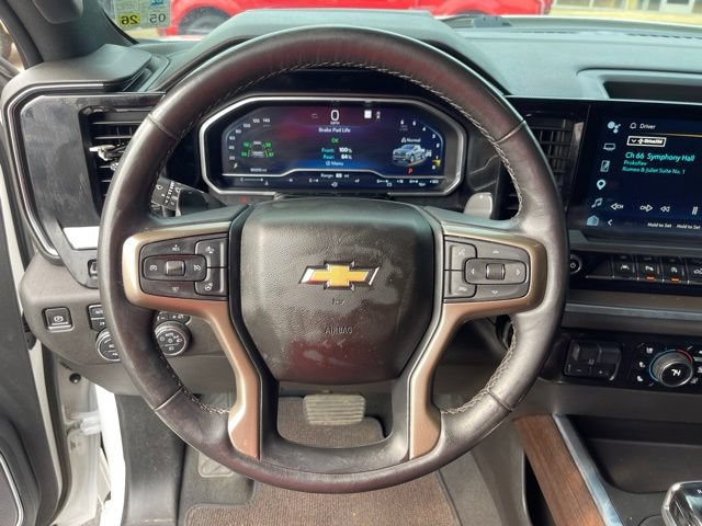 Used 2022 Chevrolet Silverado 1500 High Country w/ Technology Package AWD/4WD image 26