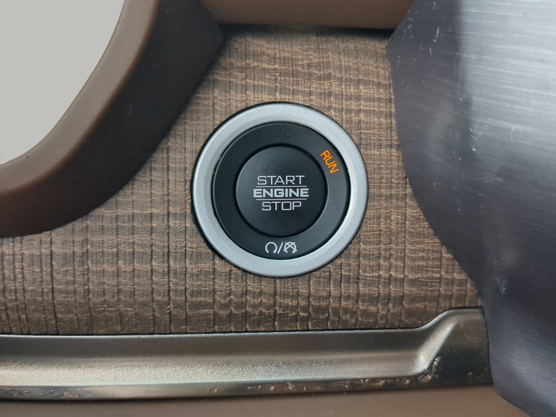 Used 2019 RAM 1500 Limited RWD image 68