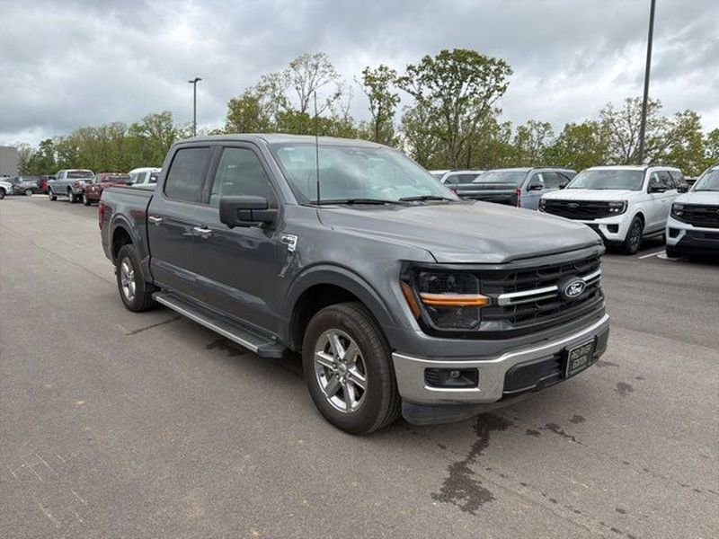 Certified 2024 Ford F150 XLT w/ Mobile Office Package RWD image 4