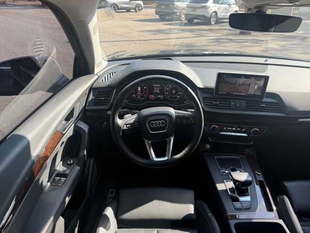 Used 2019 Audi Q5 Prestige w/ Prestige Package image 11