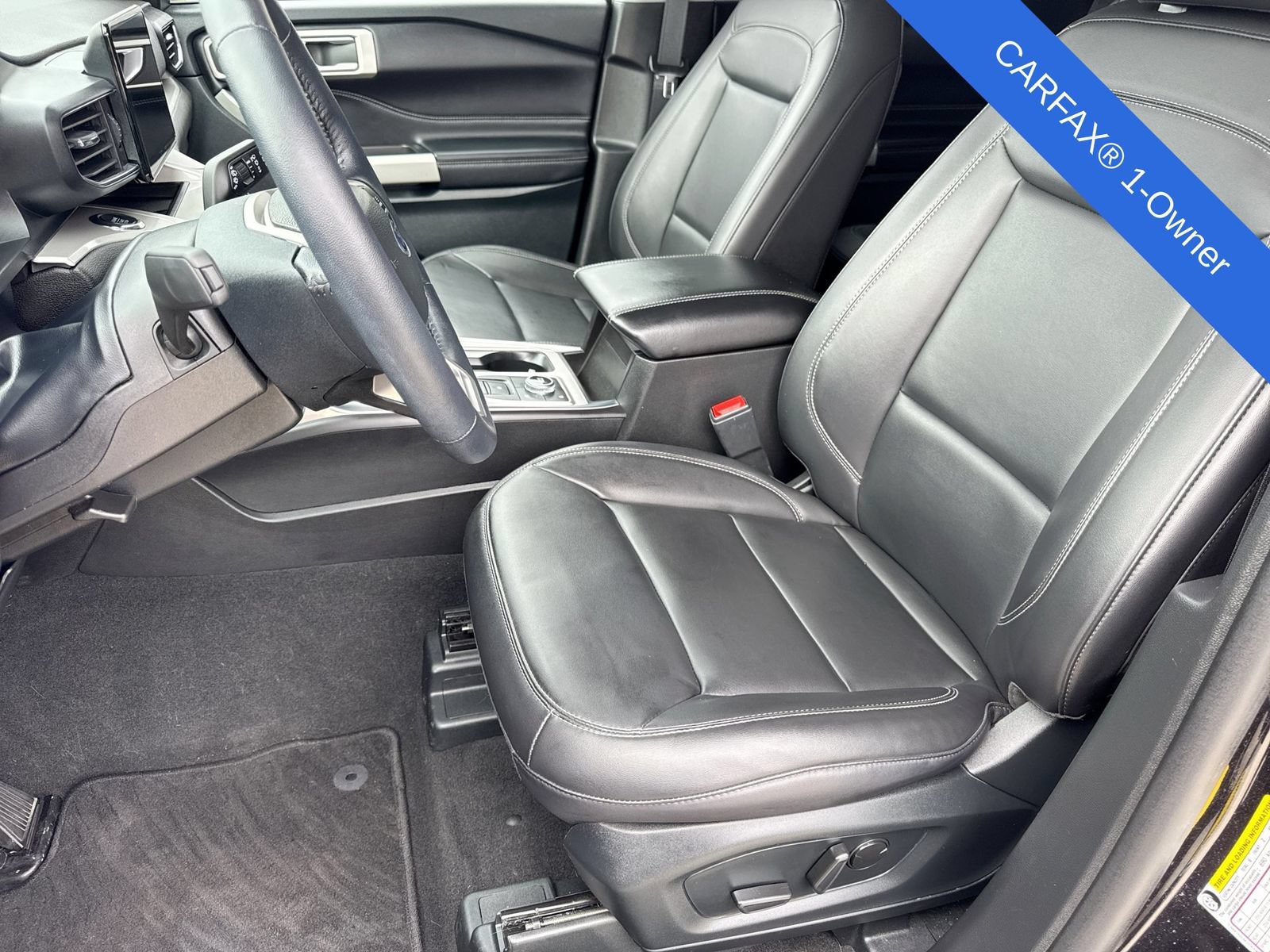 Certified 2023 Ford Explorer XLT w/ Equipment Group 202A AWD/4WD image 19